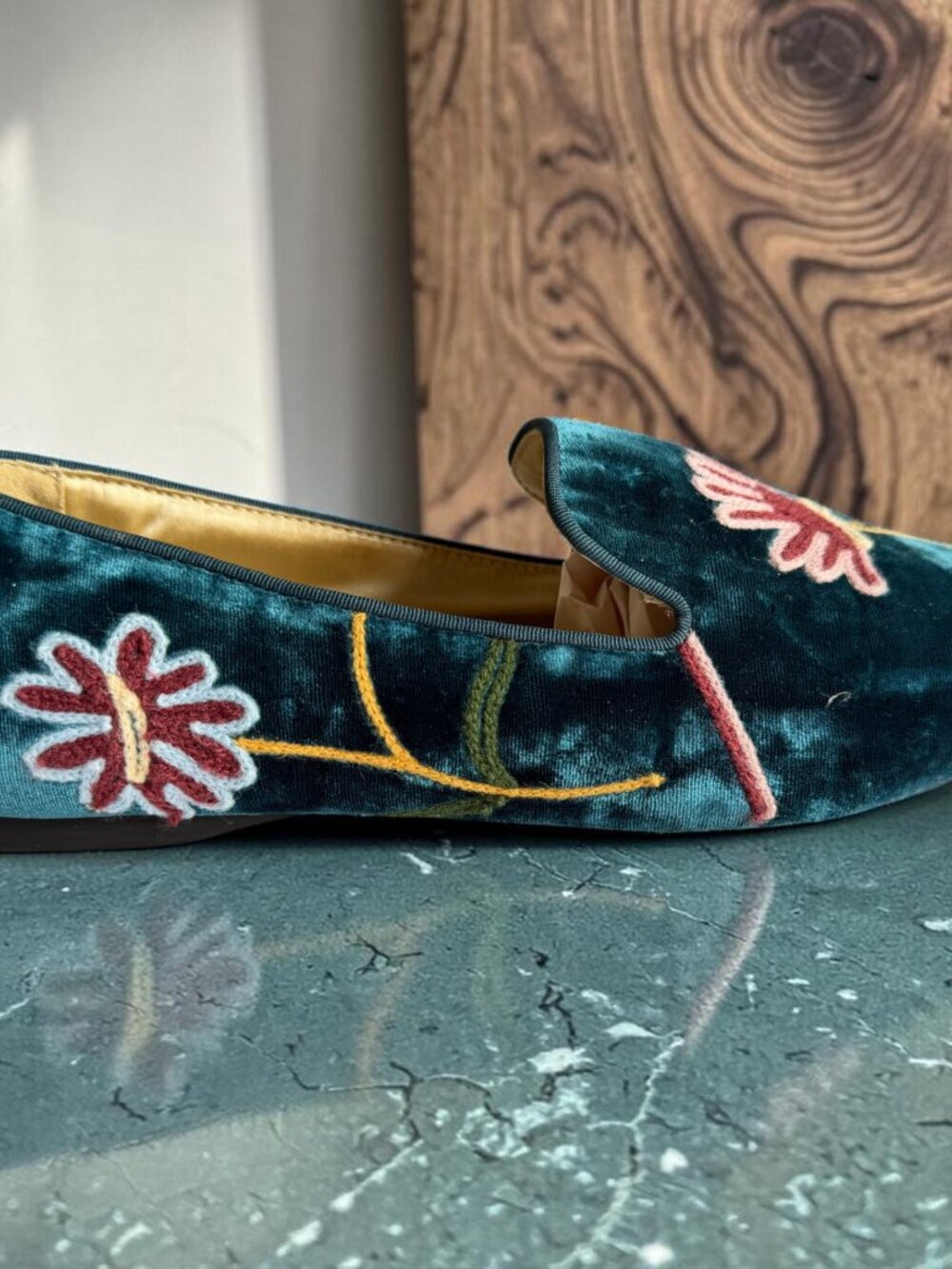Birdies Starling Embroidered Flat Blue Flat Velvet W 11 Teal Blue Flora Velvet - Picture 12 of 16